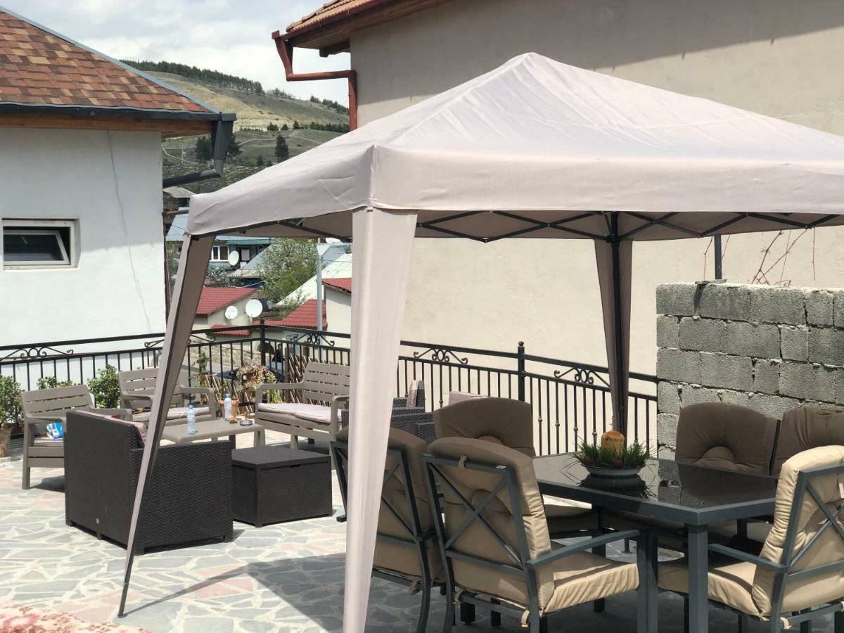 אחלציחה Hotel Terrace Rabath מראה חיצוני תמונה